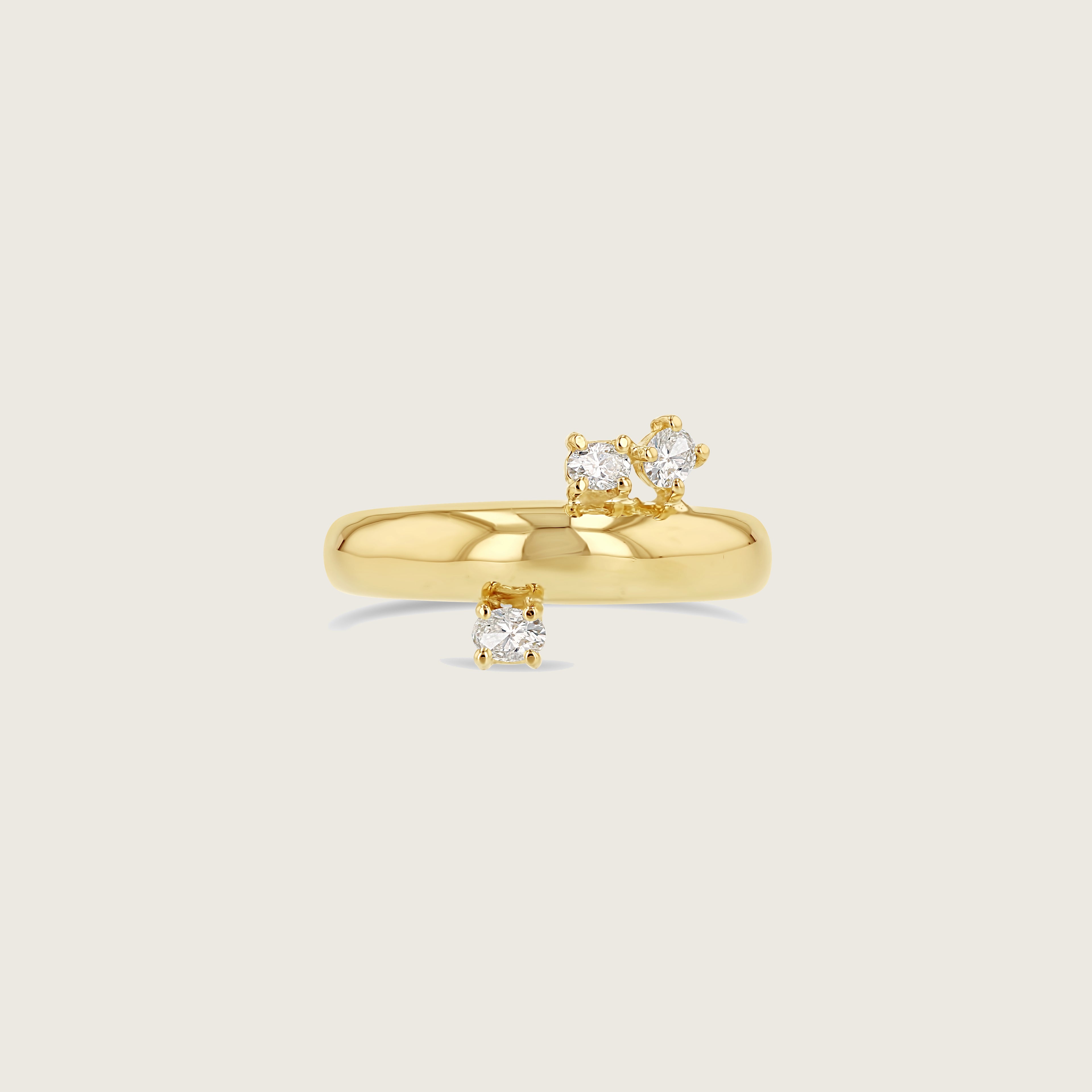 Demi Demi Plus 3 Ovals Ring
