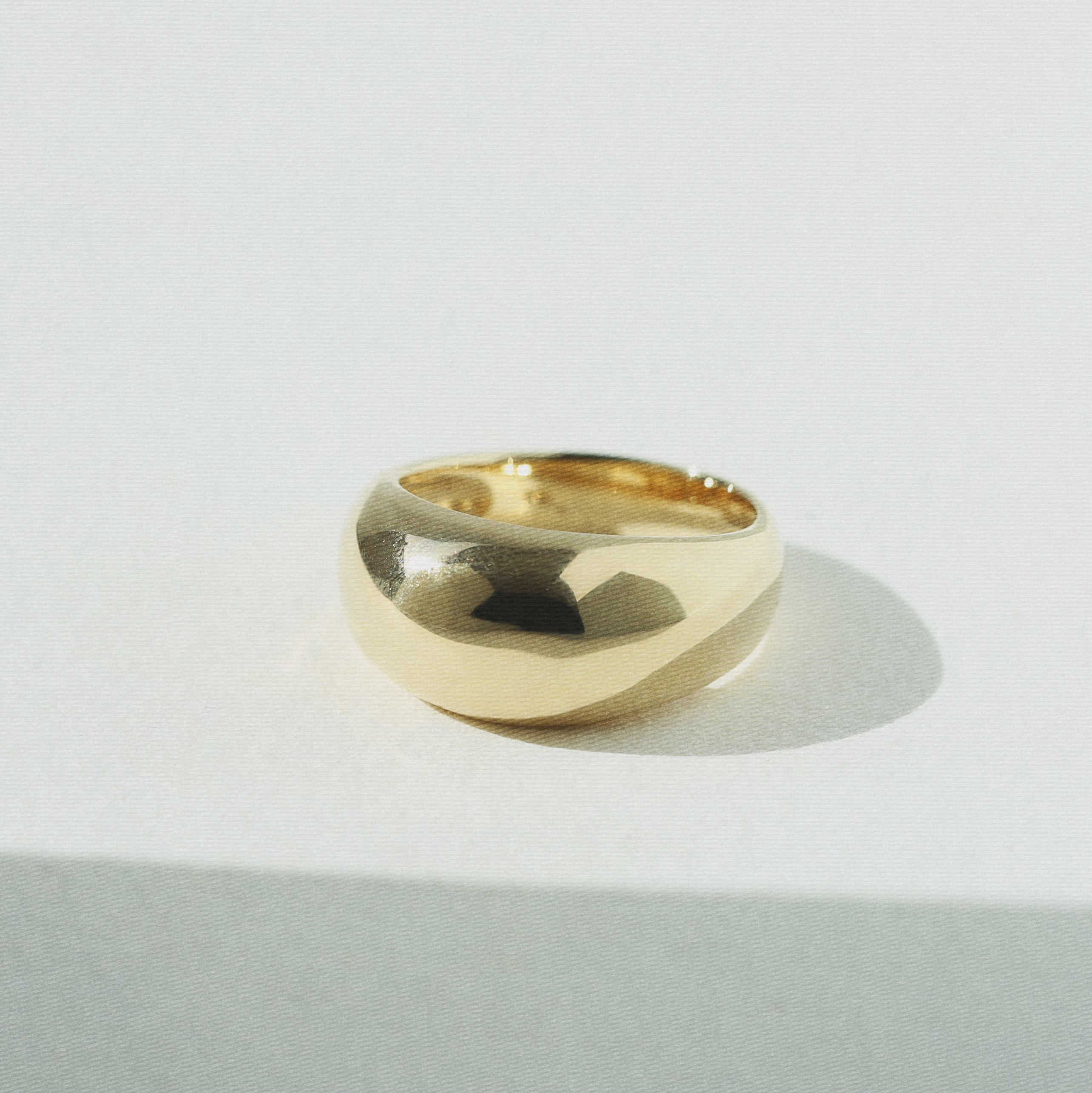 Demi Globe Ring