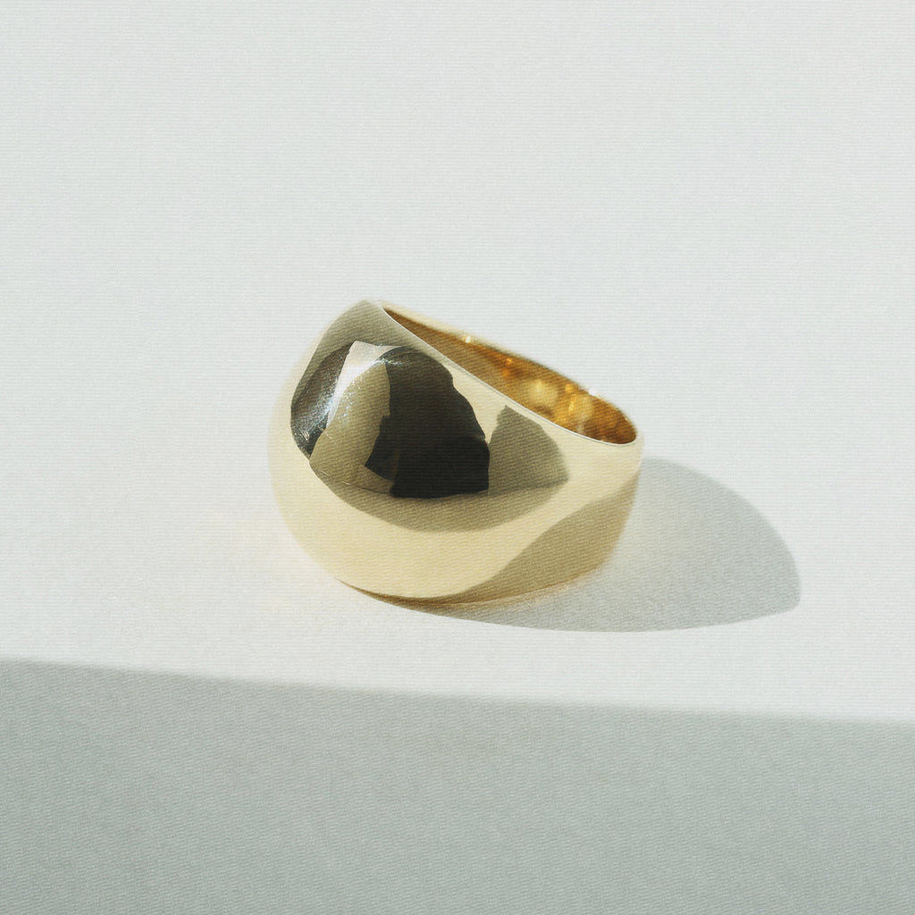 Globe Ring
