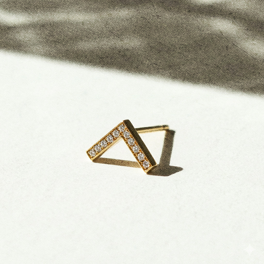 Hangul Double Letter Stud with Diamonds