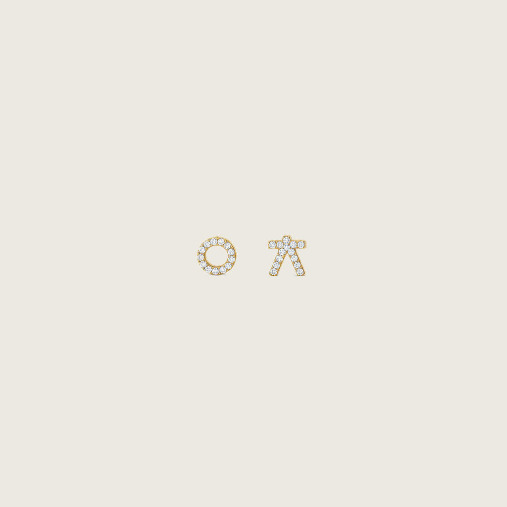 Hangul Double Letter Stud with Diamonds