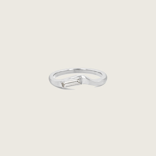 Baguette Diamond Wave Band