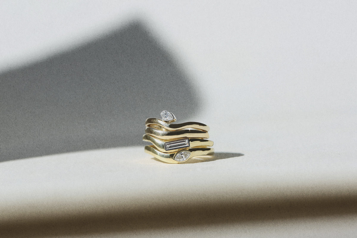 Baguette Diamond Wave Band