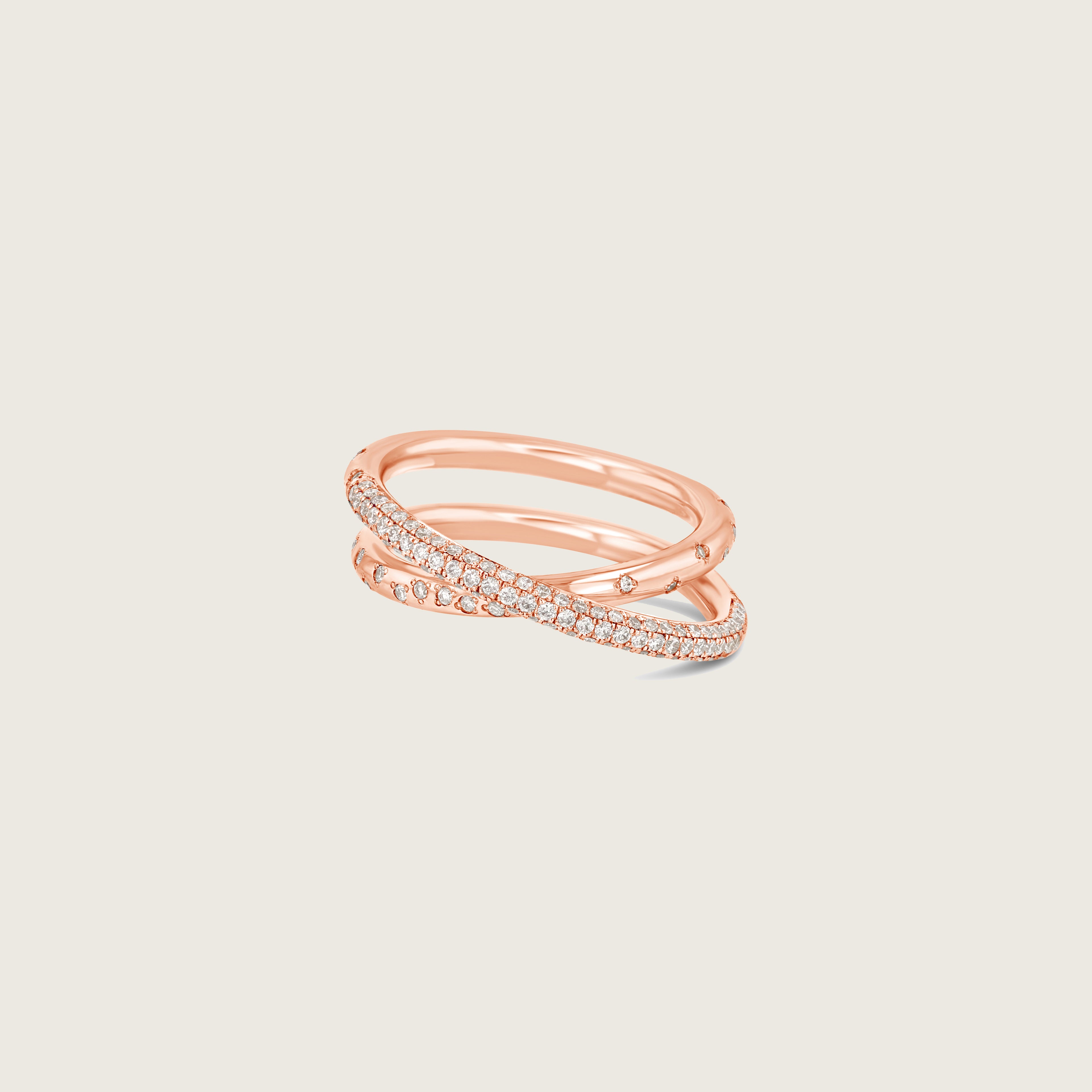 Crossover Helix with Descending Pavé