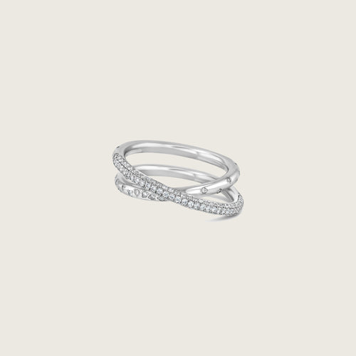 Crossover Helix with Descending Pavé
