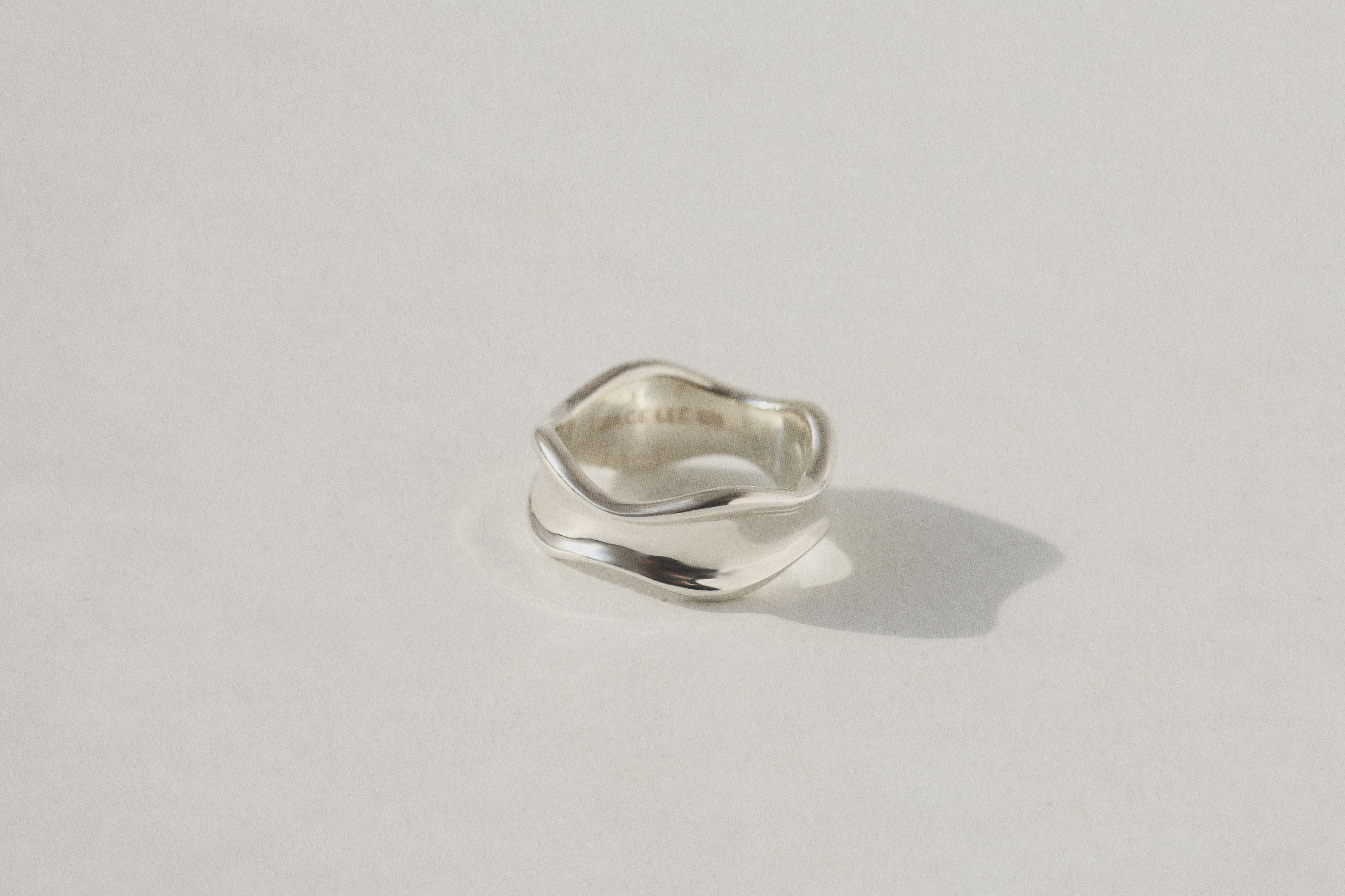 Wave Cigar Band III