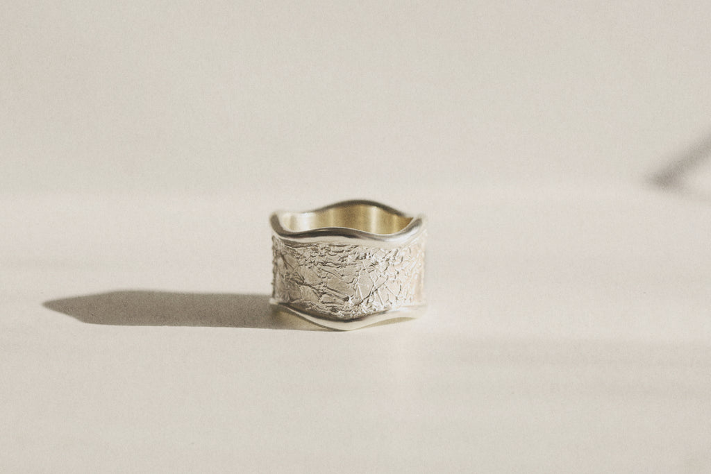 Topo-Texture Wave Cigar Band V
