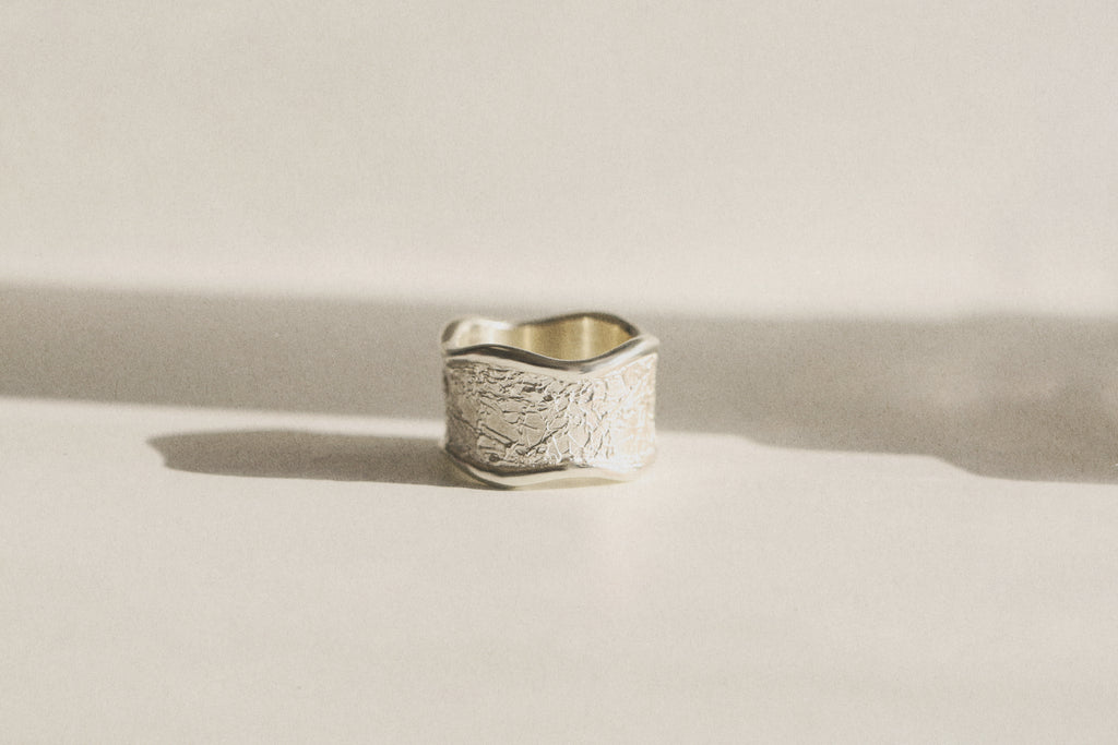 Topo-Texture Wave Cigar Band V