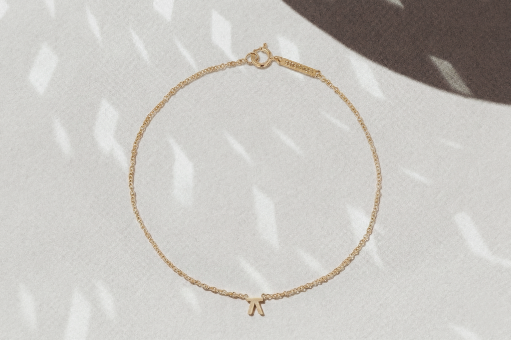 Hangul Korean Names Bracelet (1 letter)